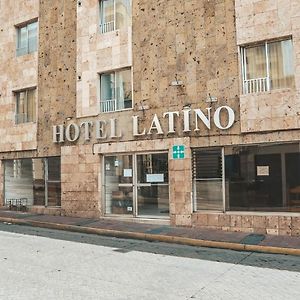 Hotel Latino